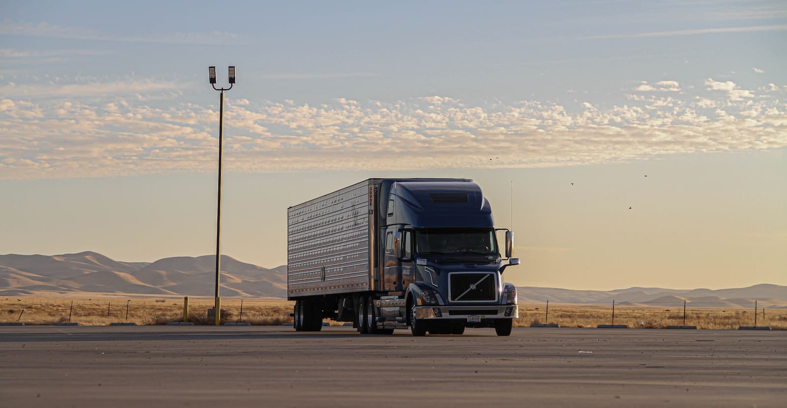 Featured image for “Top Technologies Driving Innovation In The Field Of Fleet Management”